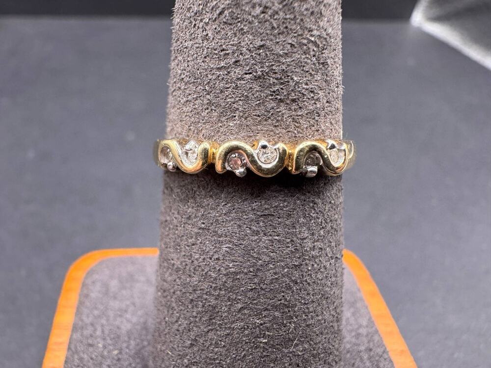 10k Yellow Gold Wave Design Diamond Band Ring Subtle Statement Jewelry